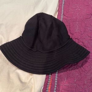 Sunguard Bucket Hat size small